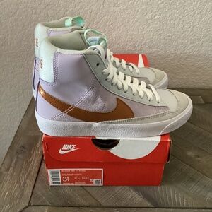 NIKE Big Girls Blazer Mid '77 Casual Sneakers, size 3.5